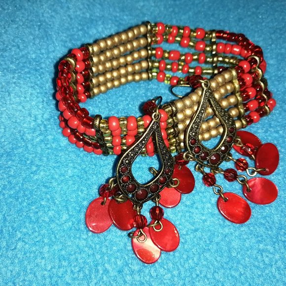 Red Bracelet with earrings - Picture 3 of 3